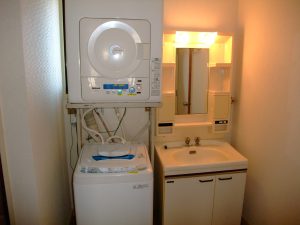 Laundry room (Laundry machine x1)